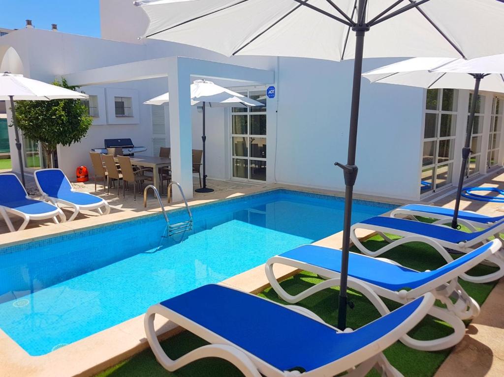 Ferienhaus in Can Picafort, nahe Playa de Muro, 4 x Schlafzimmer mit Bad - 3