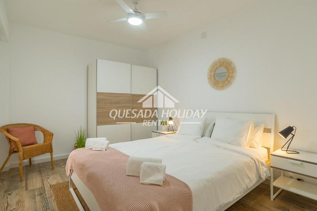 Beautiful Torrevieja Apartment 1 in town centre 3 beds for 6 people - 3