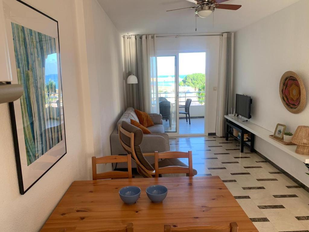 Acogedor apartamento frente al mar con piscina - 5