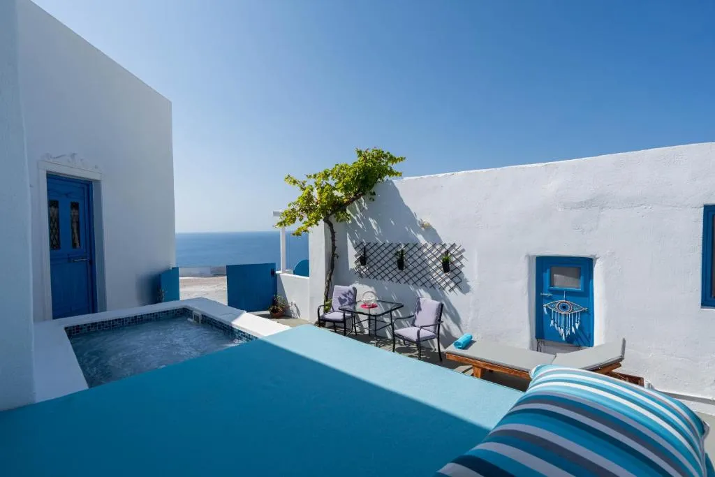 Santorita Suites，位于阿克罗蒂里的酒店