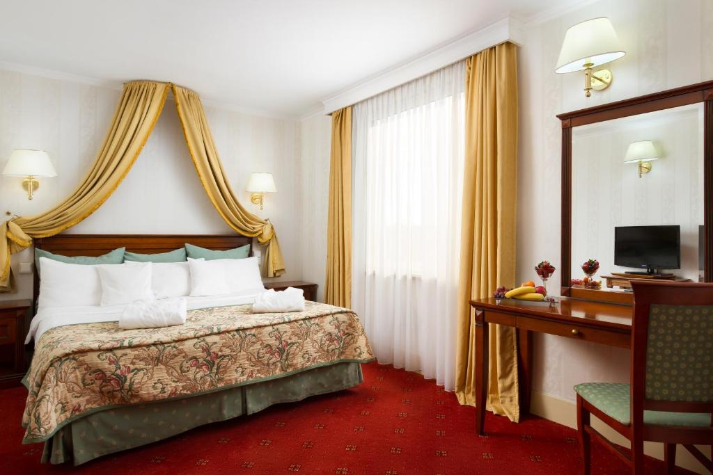 MCC Mazurkas Conference Centre Hotel