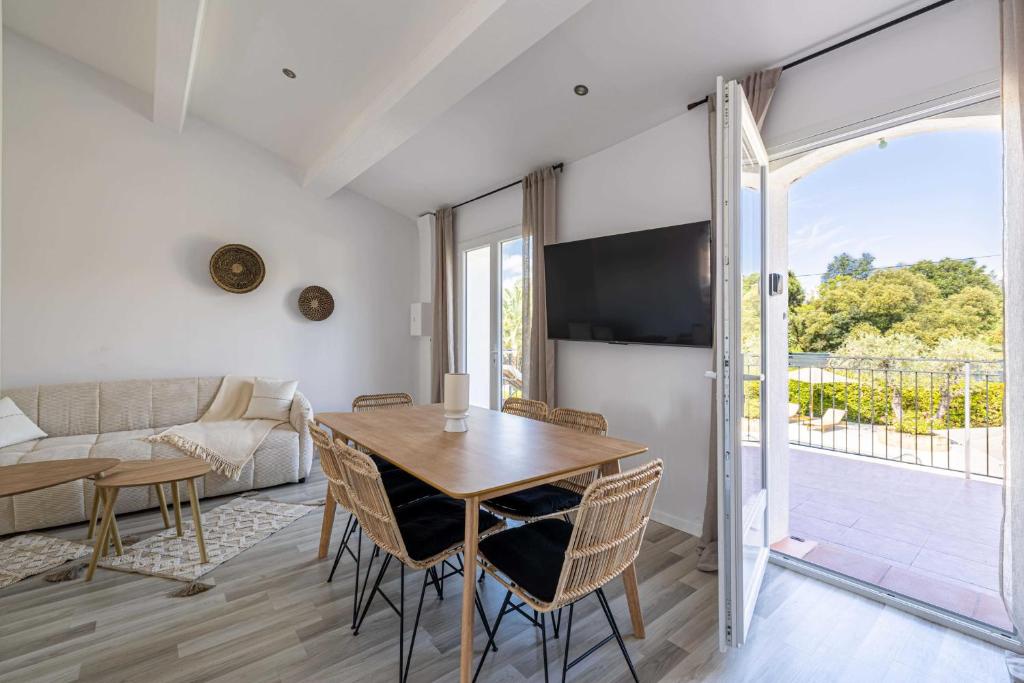 Apartment in the centre of Saint Tropez ParkingPool 2 bedrooms 6p Apartment in Saint