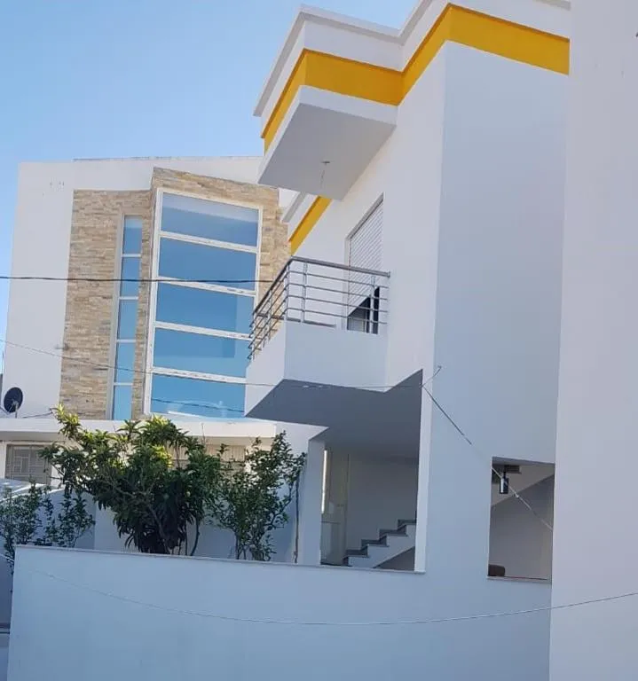EVA'S HOME，位于比塞大的酒店