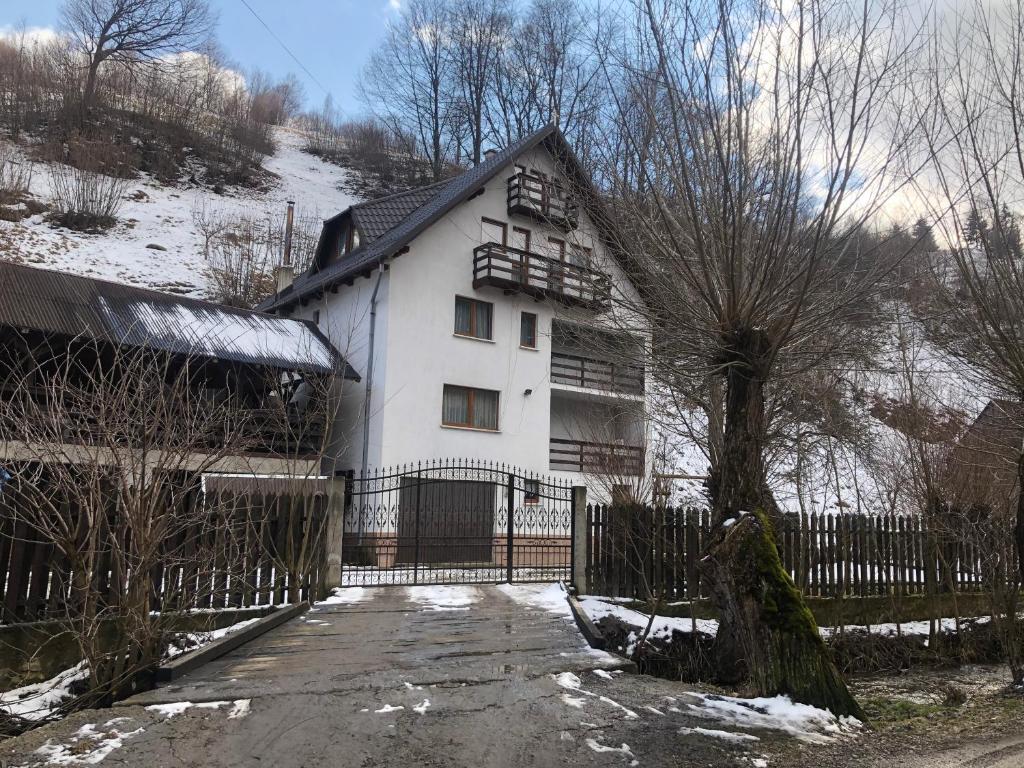 Casa Bubu, Moieciu de Jos