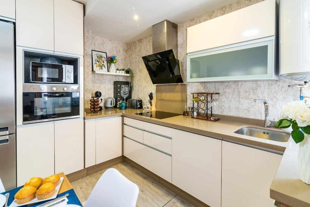 Apartamento a 500m de la Judería con Parking - 4