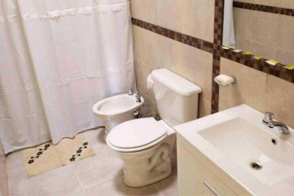 Casa con Pileta - Barrio Privado - 4