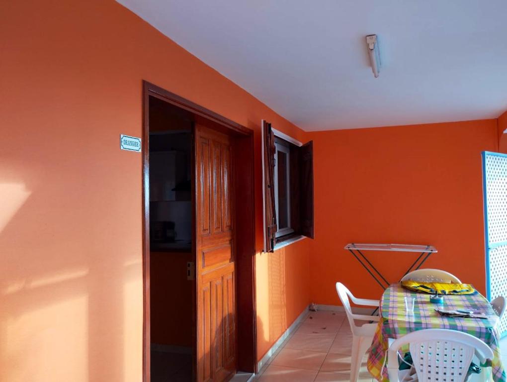 Appartement confortable à Bouillante 52 m² avec vue mer, Bouillante