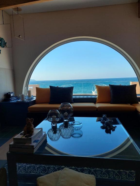 Blue Suite Sea Front