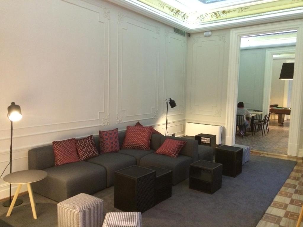 Shared lounge/TV area