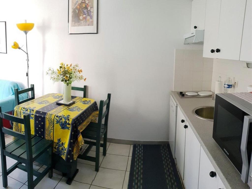 Charmant pavillon avec mezzanine, à 900m de la plage, parking privé, pour 4 personnes à Argelès-sur-Mer - FR-1-388-113 - 4
