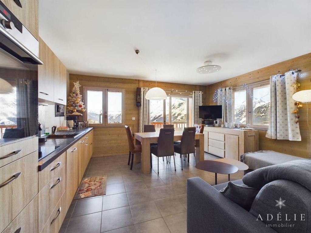 Charmant 3 pièces aux pieds des pistes avec balcon, parking et WiFi - FR-1-398-606 - 1