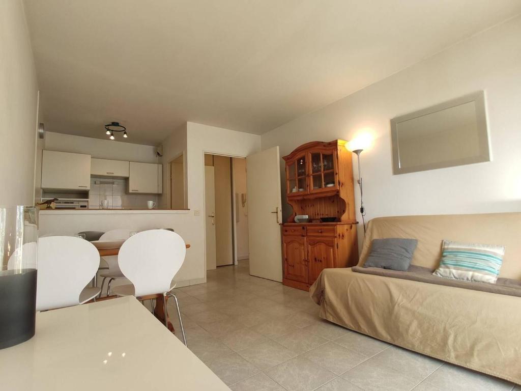 Appartement 2 pièces avec terrasse à 100m de la plage - Parking privé, Antibes - FR-1-252-155 - 3