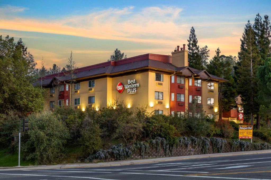 Best Western Plus Placerville Inn photo