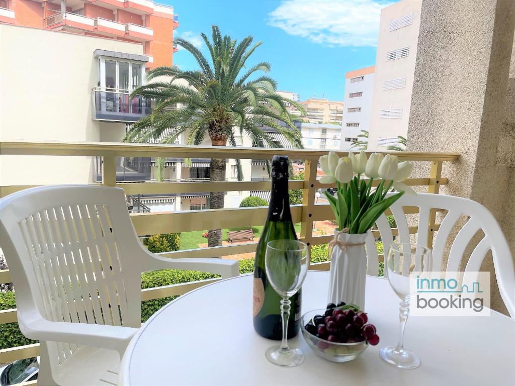 Novelty Beach 2 Salou, climatizado, piscina y playa - 1