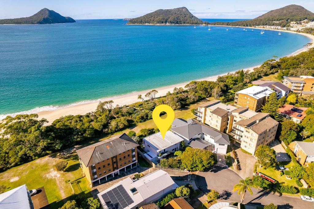 2 26 Voyager Cl waterfront ground floor unit, Nelson Bay