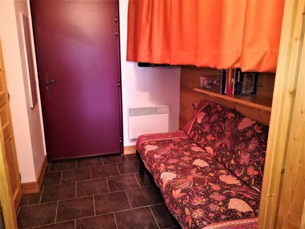 Charmant 2 pièces, terrasse sud, départ skis aux pieds, parking couvert, à 5 min des remontées - 4