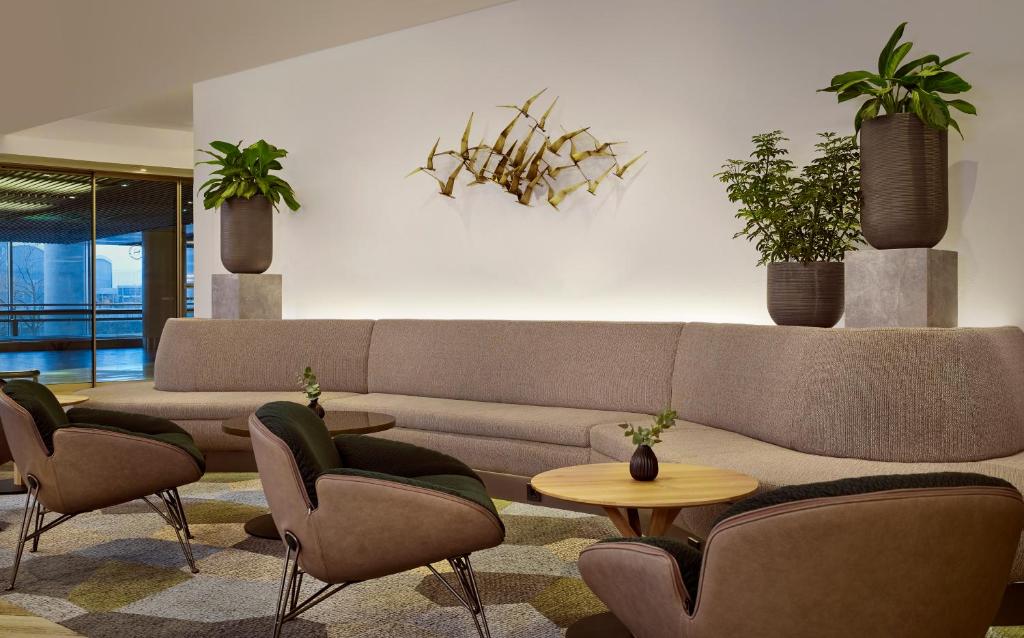 フロント・ロビー