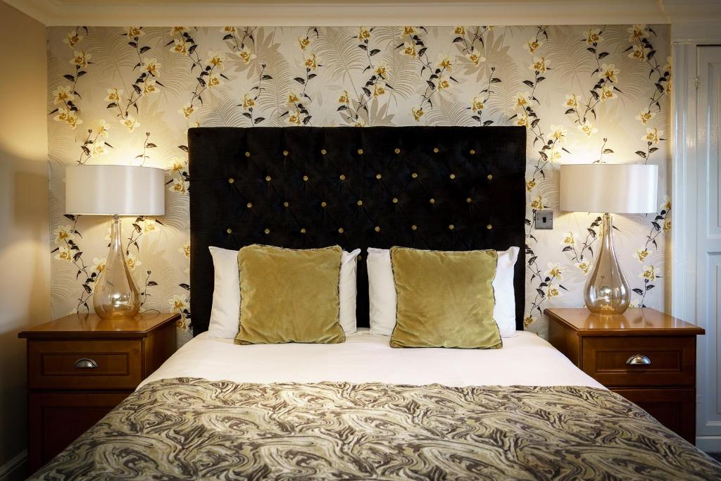 The Bridge Hotel photo