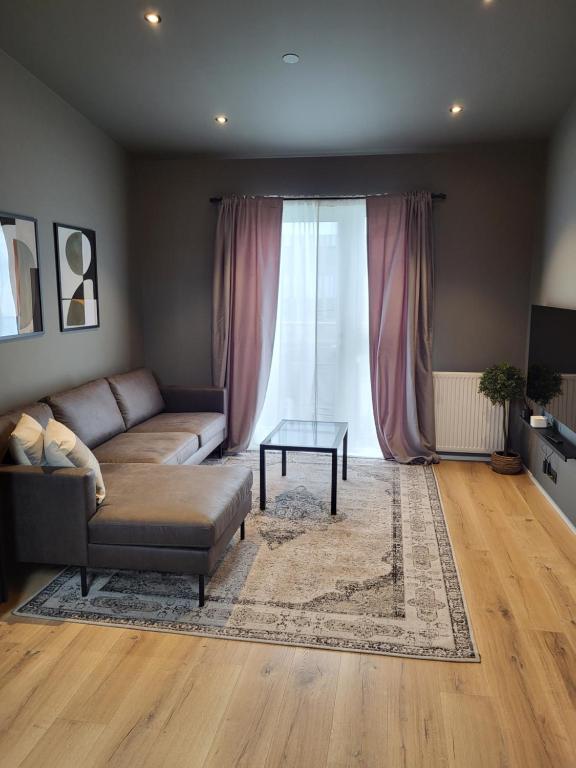 Astro Hverfisgata, Reykjavík