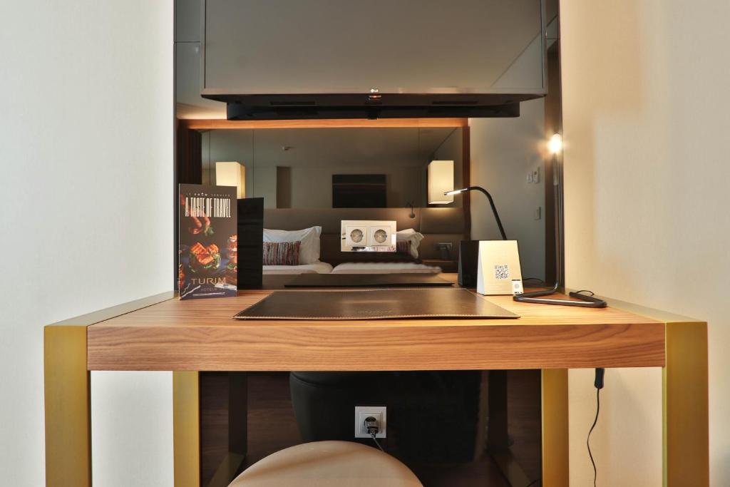 Lisbon Turim Iberia Hotel Additional