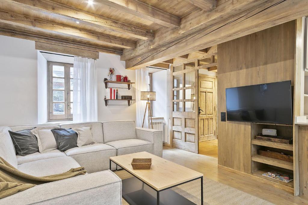 Luderna - Casa con terraza Codorna, Arties