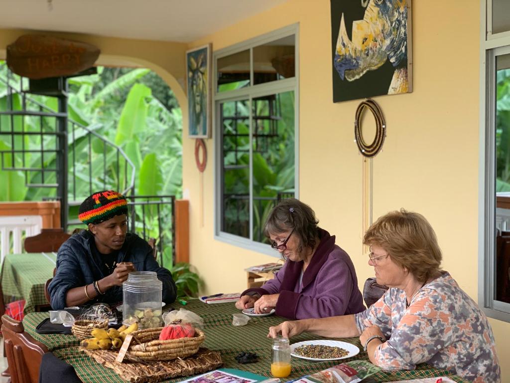 Shimbwe Meadows Guest House photo