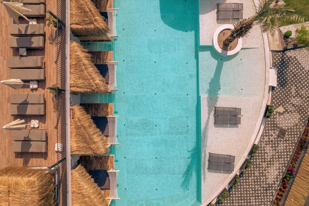 Morina Deluxe Hotel — Swimming pool in Ölüdeniz, Mugla