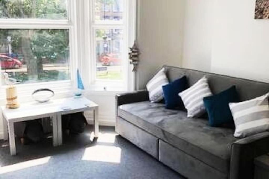 Sandy Wickets, Scarborough