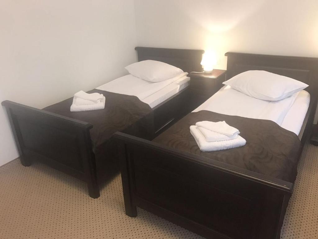 Hotel Popasul Regelui Transalpina photo