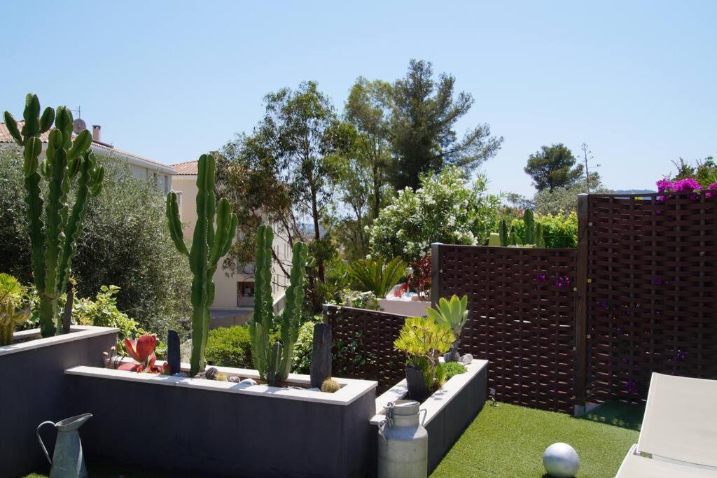 Superbe villa contemporaine vue mer dans résidence avec piscine et tennis - 5