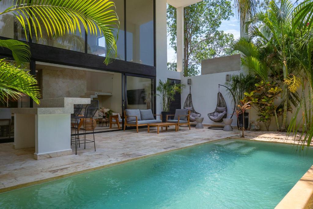 Spectacular 4BR Tulum Style Villa with Concierge and Secluded Pool - 2