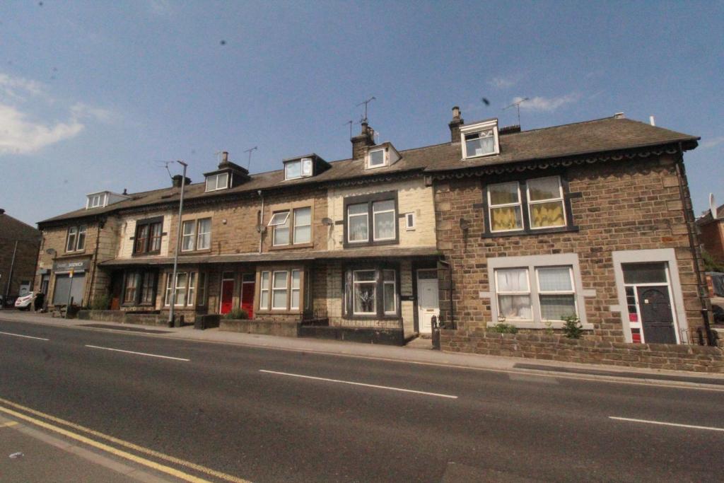 Lundwood House Barnsley by Smart Corporate Stays, Barnsley