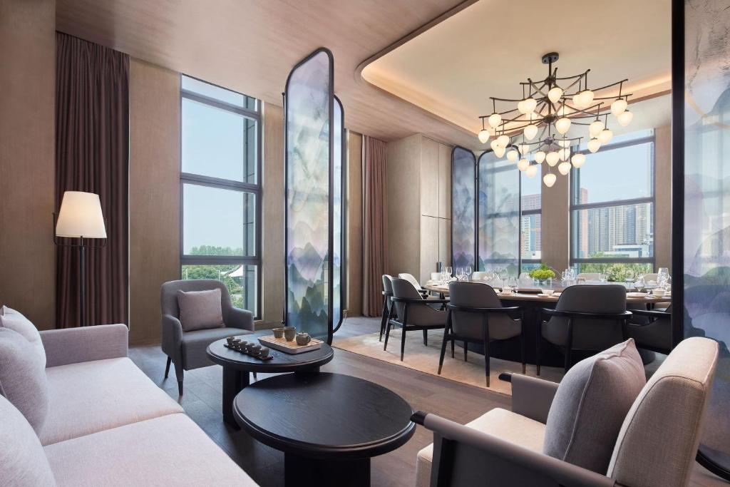 2. 쉐라톤 시안 사..