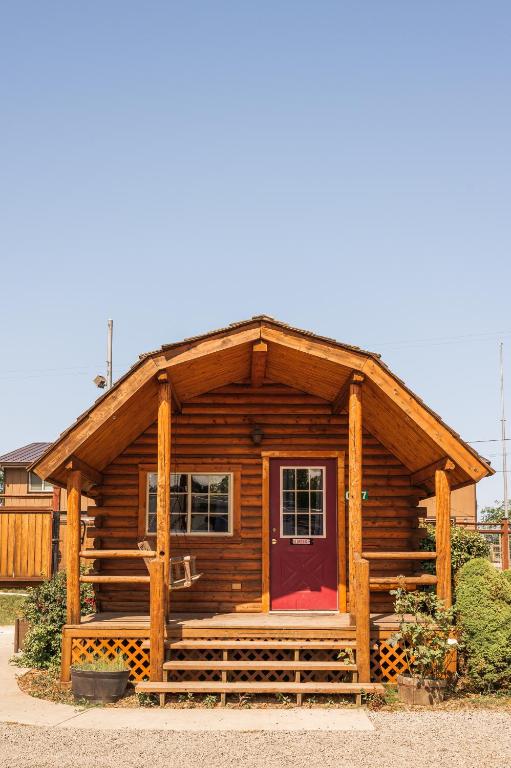 Redwood Coast Cabins and RV Resort photo