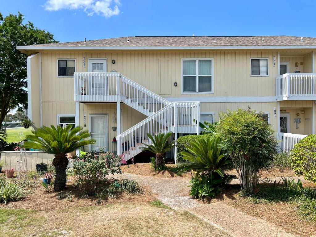 Sandpiper Cove 2092, Destin