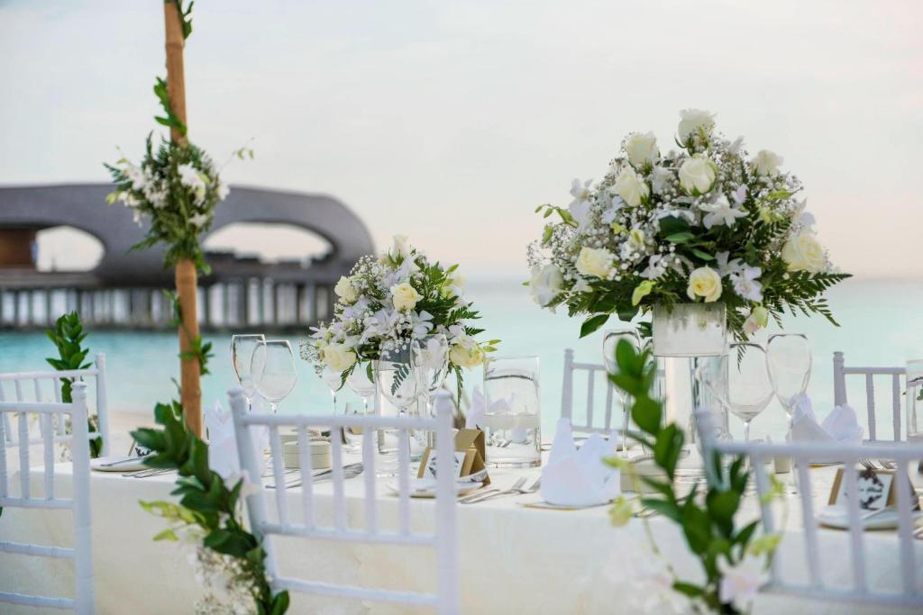 フロント・ロビー