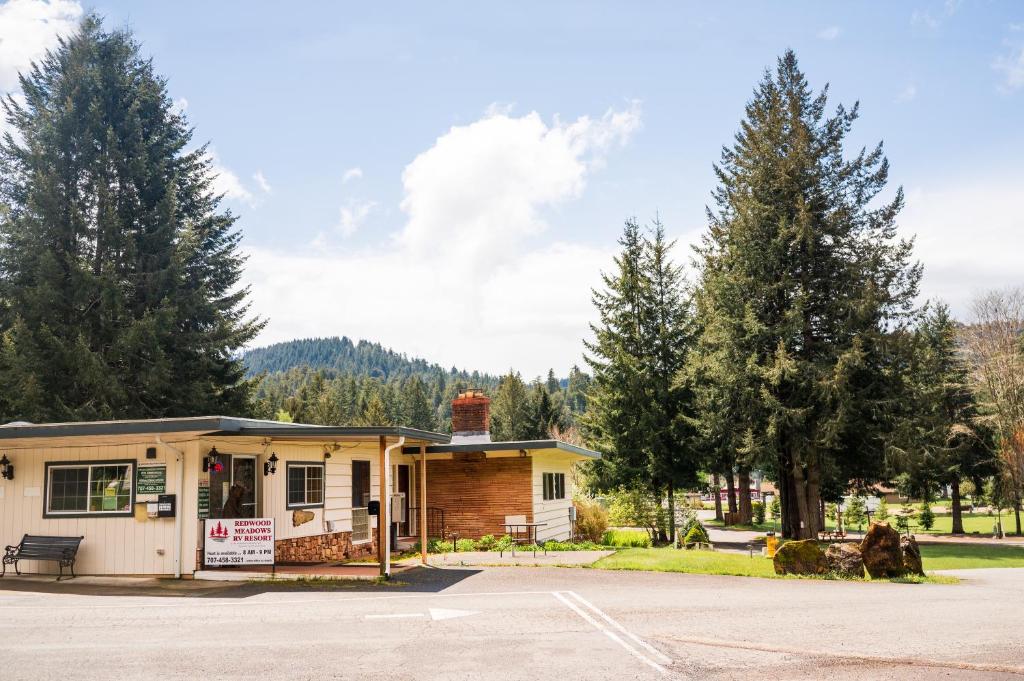 Redwood Meadows RV Resort photo