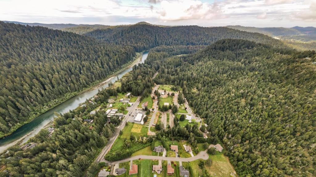Redwood Meadows RV Resort photo