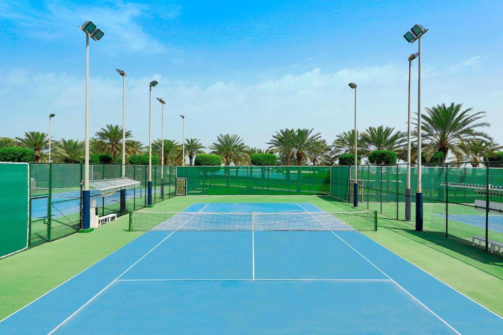 Tennis court