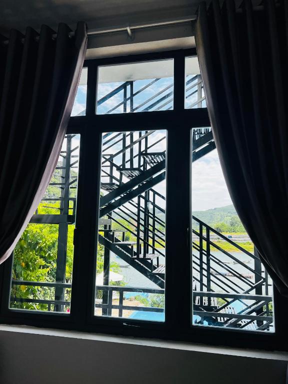 Jade Hotel photo
