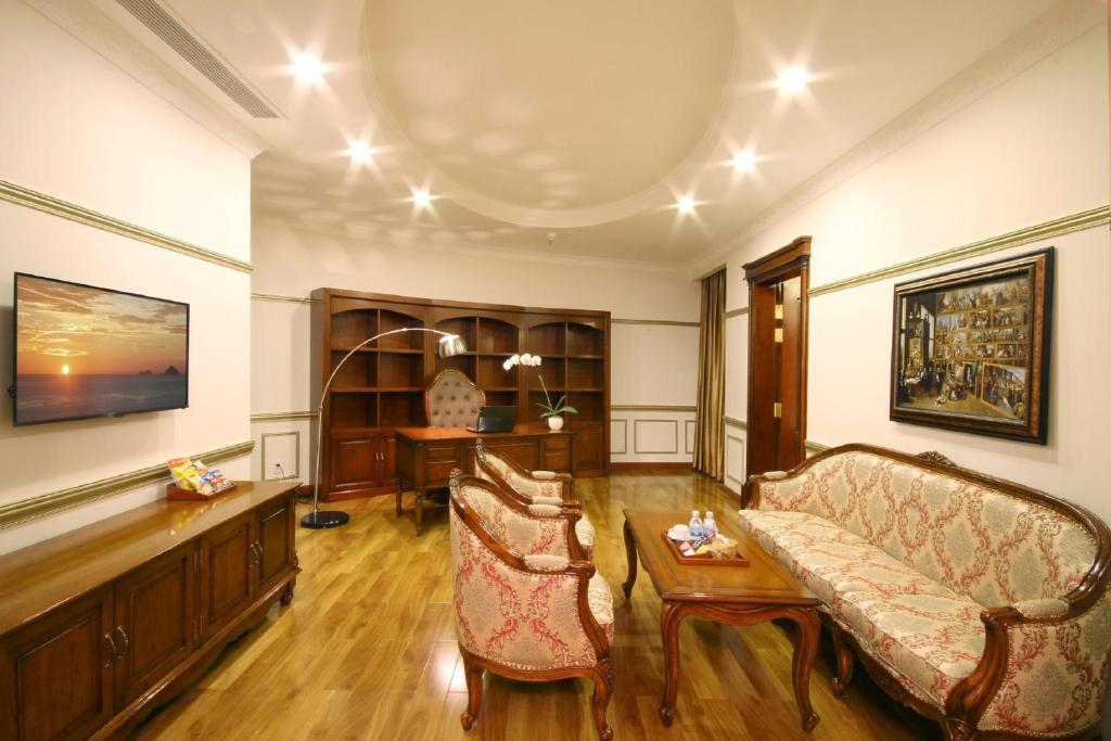 Nha Trang Palace Hotel