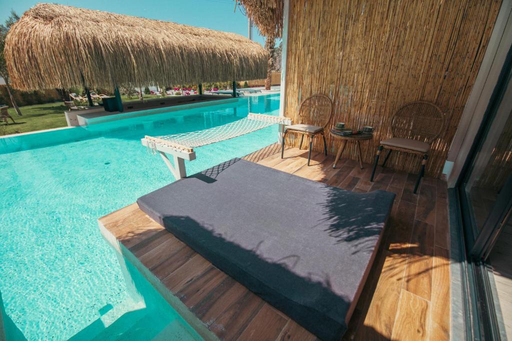 Morina Deluxe Hotel — Swimming pool in Ölüdeniz, Mugla