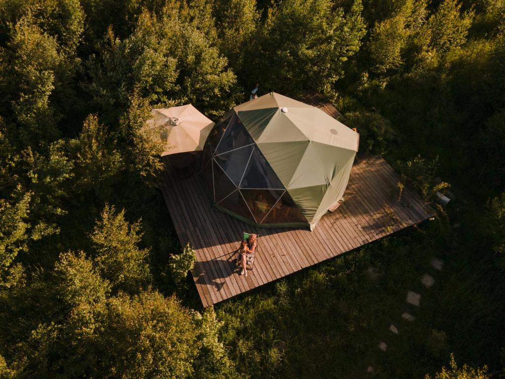 Vegan House, Mezilesí