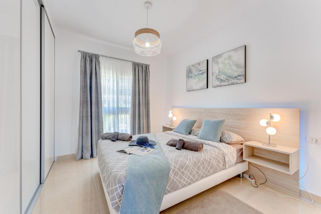 Sea & Green Golf View Duplex Heated POOL, San Miguel de Abona