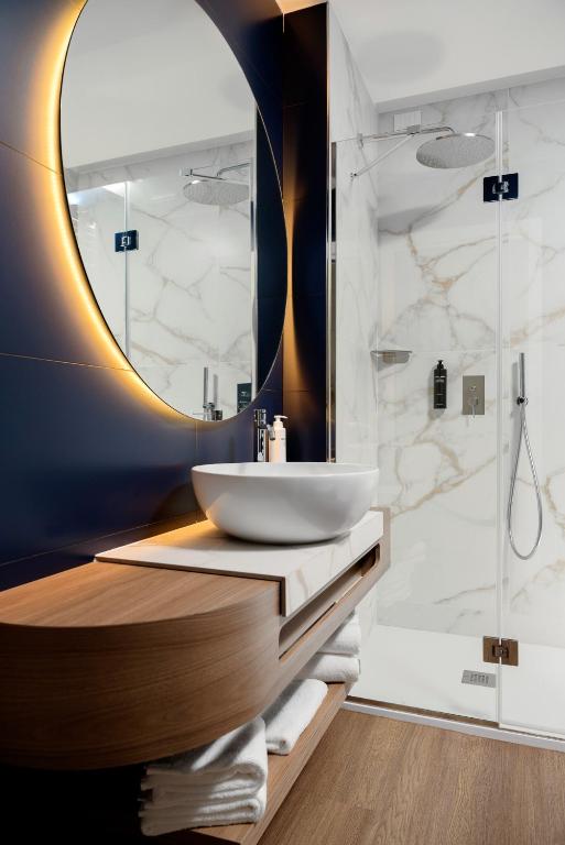 Bathroom, Parioli Hotel Rimini in Rimini