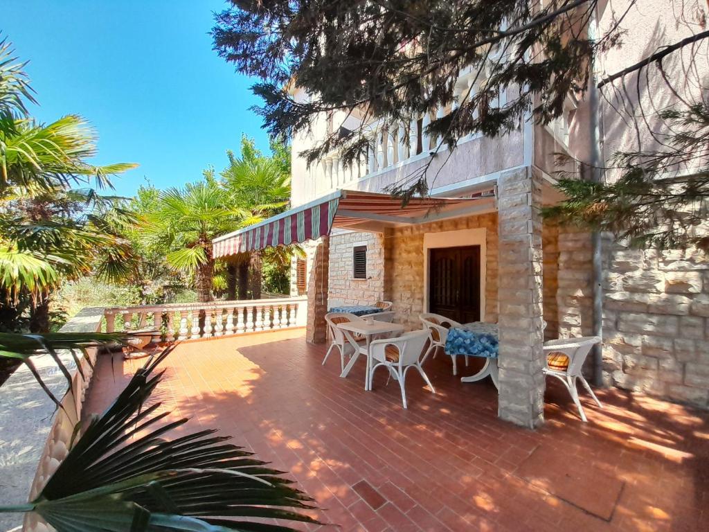 Rooms Biserka, Baška