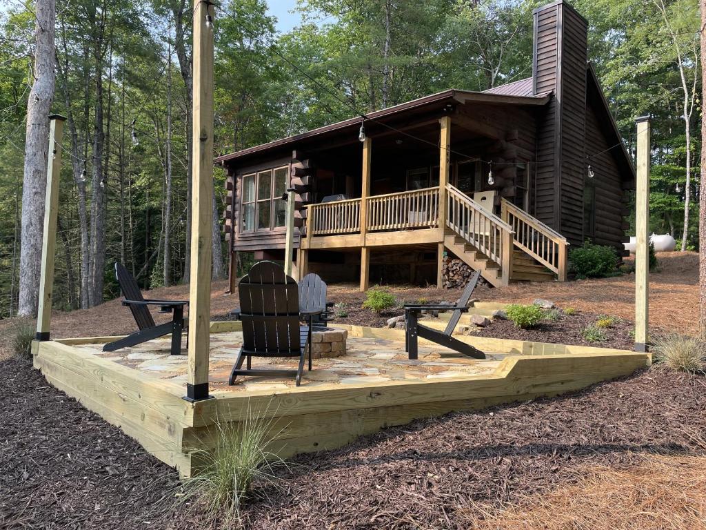 Fishful Thinking, Cherry Log