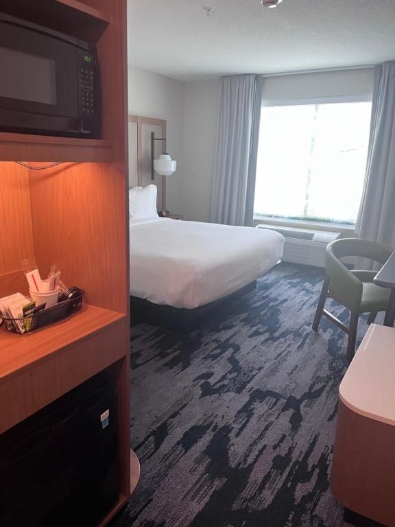 Fairfield Inn Suites Oskaloosa photo