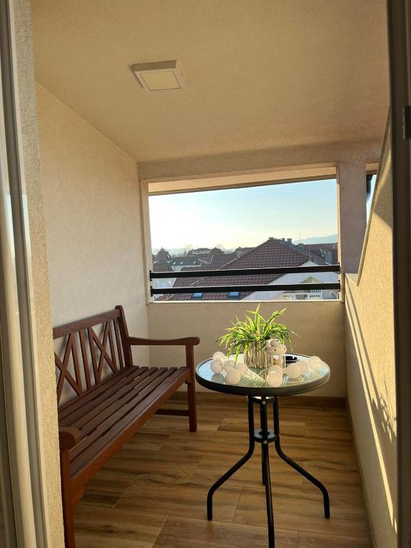 JANA, Veliko Gradište