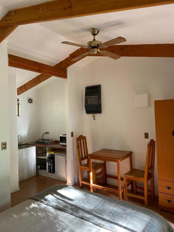Lodge el Chilcal Cabanas con vista al rio photo